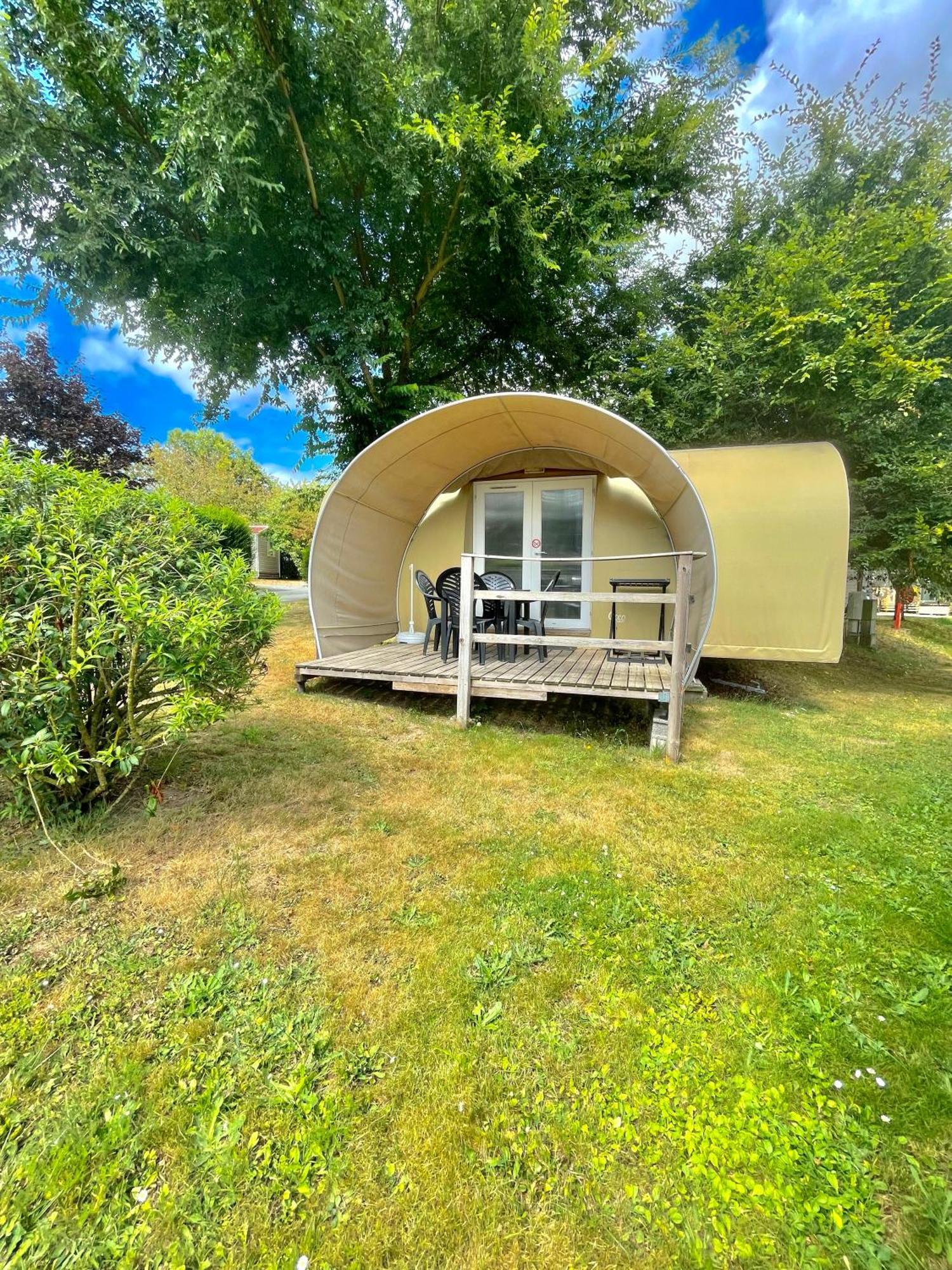 Camping Le Rouge Gorge **** 10' Puy Du Fou Saint-Laurent-sur-Sèvre Esterno foto