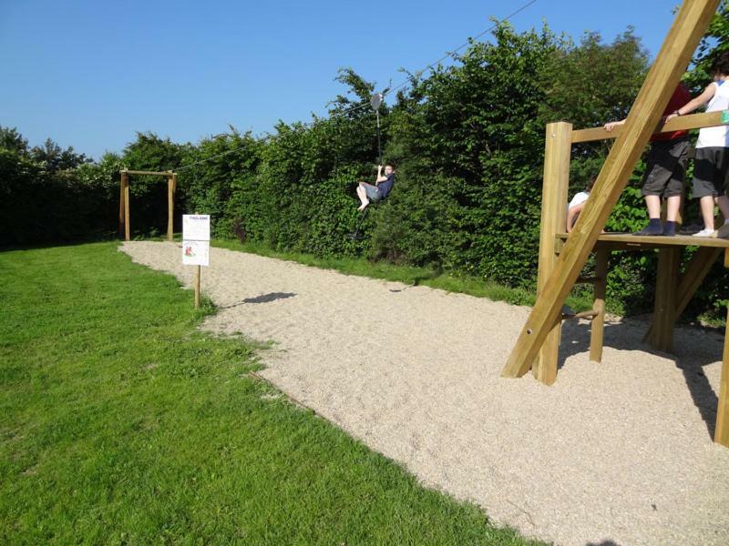 Camping Le Rouge Gorge **** 10' Puy Du Fou Saint-Laurent-sur-Sèvre Esterno foto